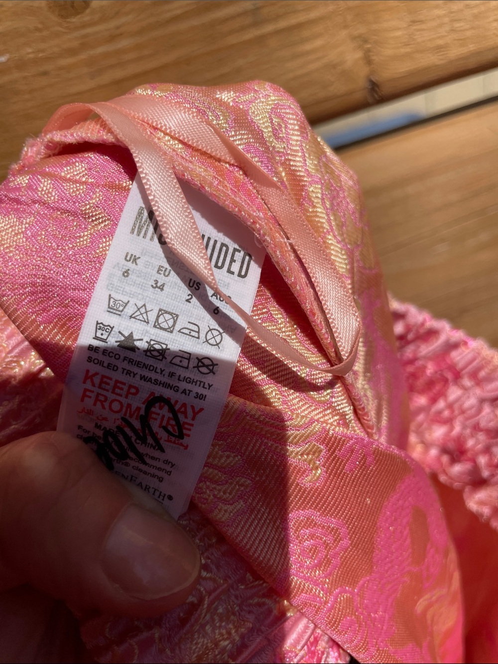 Missguided Pink & Gold Dragon Brocade Cargo Jogger Pants – US 2 - Picture 10 of 11